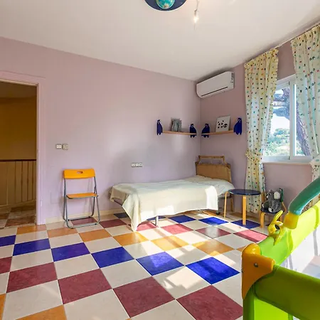 Pass The Keys With Garden And Private Swimming Pool Holiday home Marbella