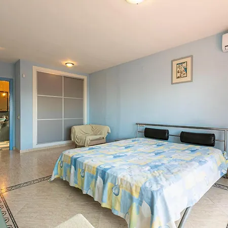 Pass The Keys With Garden And Private Swimming Pool Marbella