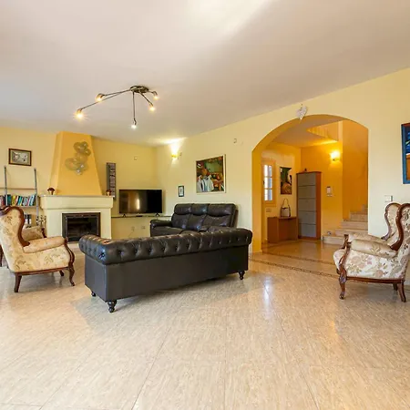 Holiday home Pass The Keys With Garden And Private Swimming Pool Marbella