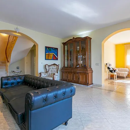 Pass The Keys With Garden And Private Swimming Pool * Marbella