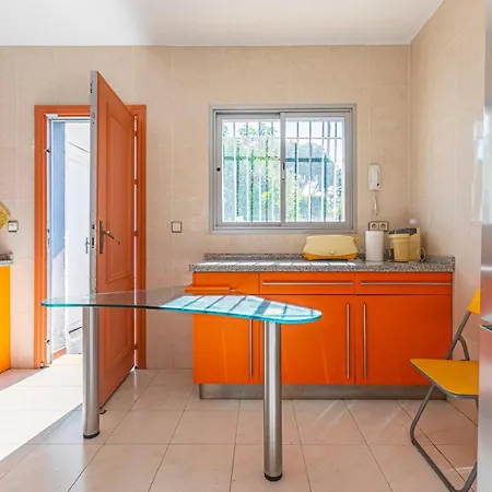 Pass The Keys With Garden And Private Swimming Pool * Marbella