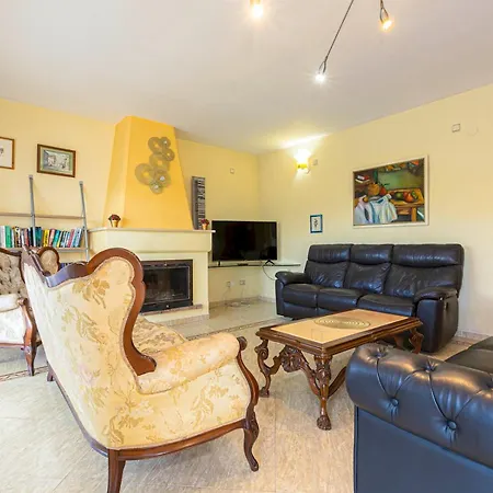 Holiday home Pass The Keys With Garden And Private Swimming Pool Marbella